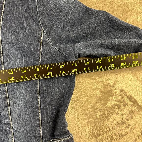 Baccini Western Distressed Women’s Casual Denim Jean Jacket Medium Streetwear - Picture 5 of 8